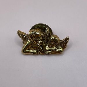 3 for $15 Mix n Match: 👼👼Two cherubs gold tone pin